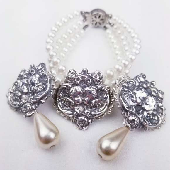 Artisan 925 SS & Faux Pearl Bracelet & Earrings - Picture 4 of 16